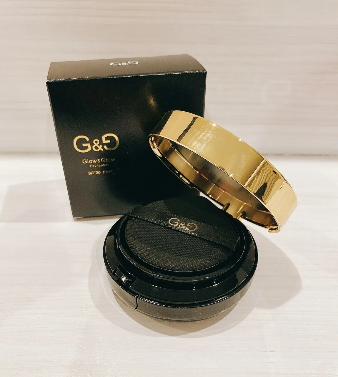 Glow &Glowファンデーション